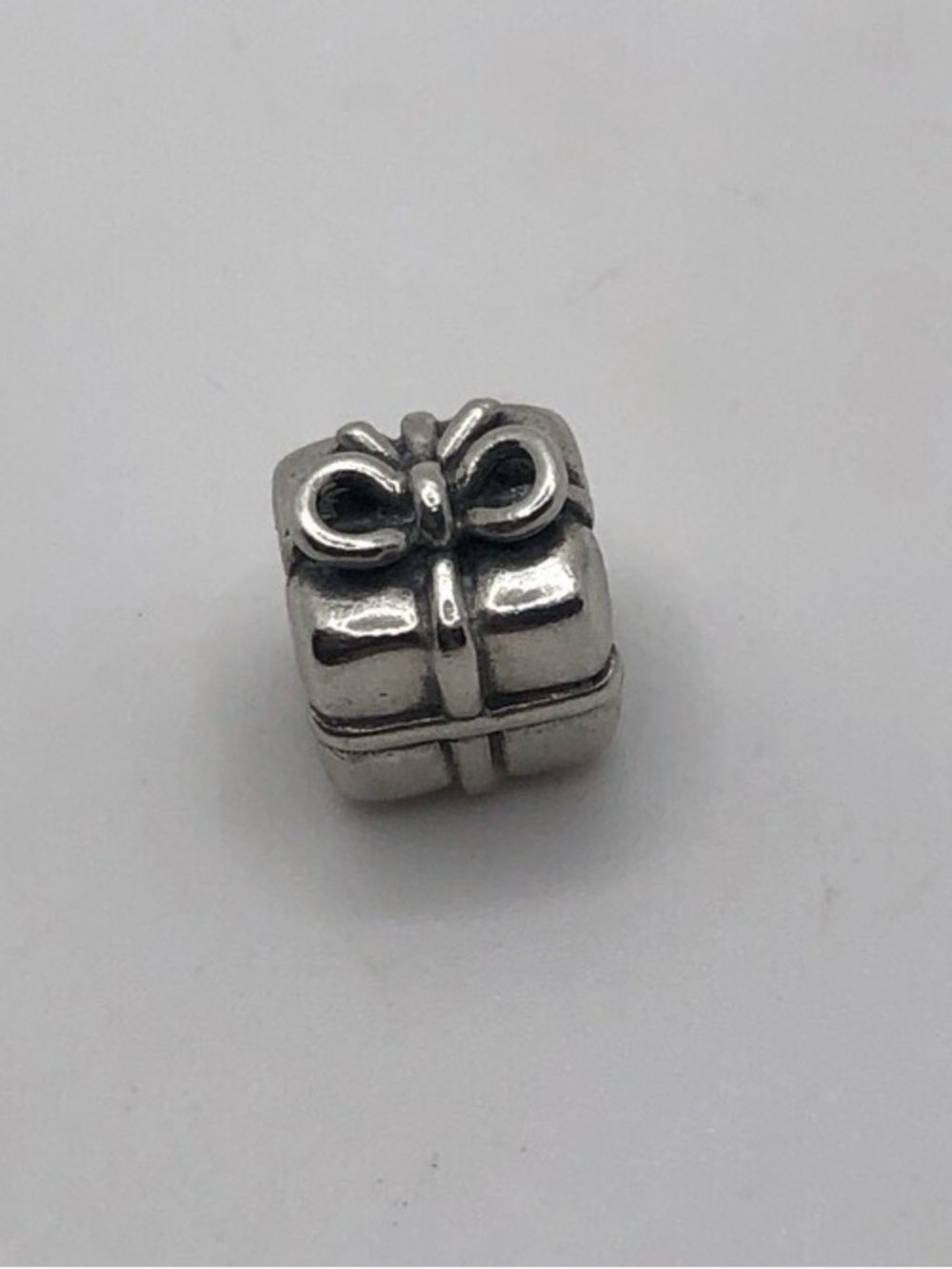 Pandora 925 ALE Sterling Christmas Birthday Gift Charm Retired | #790300